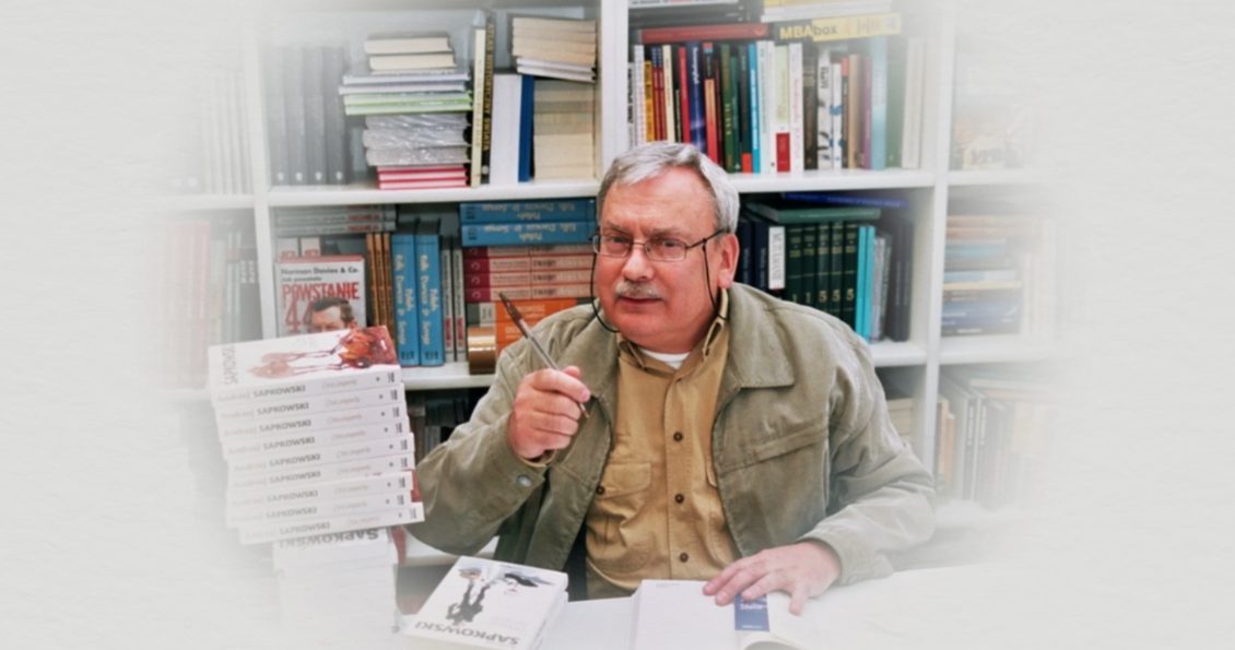 author Andrzej Sapkowski signing books